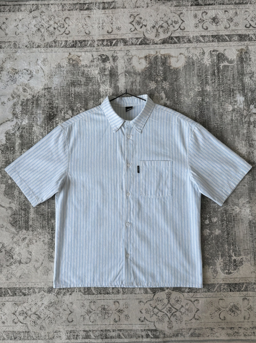 Short-sleeved shirt